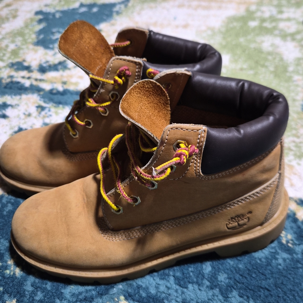 Timberland Tan Leather Boots - Picture 2 of 5